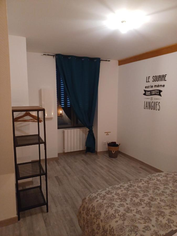 La Maison Du Bonheur Saint-Germain-Laval  Eksteriør bilde